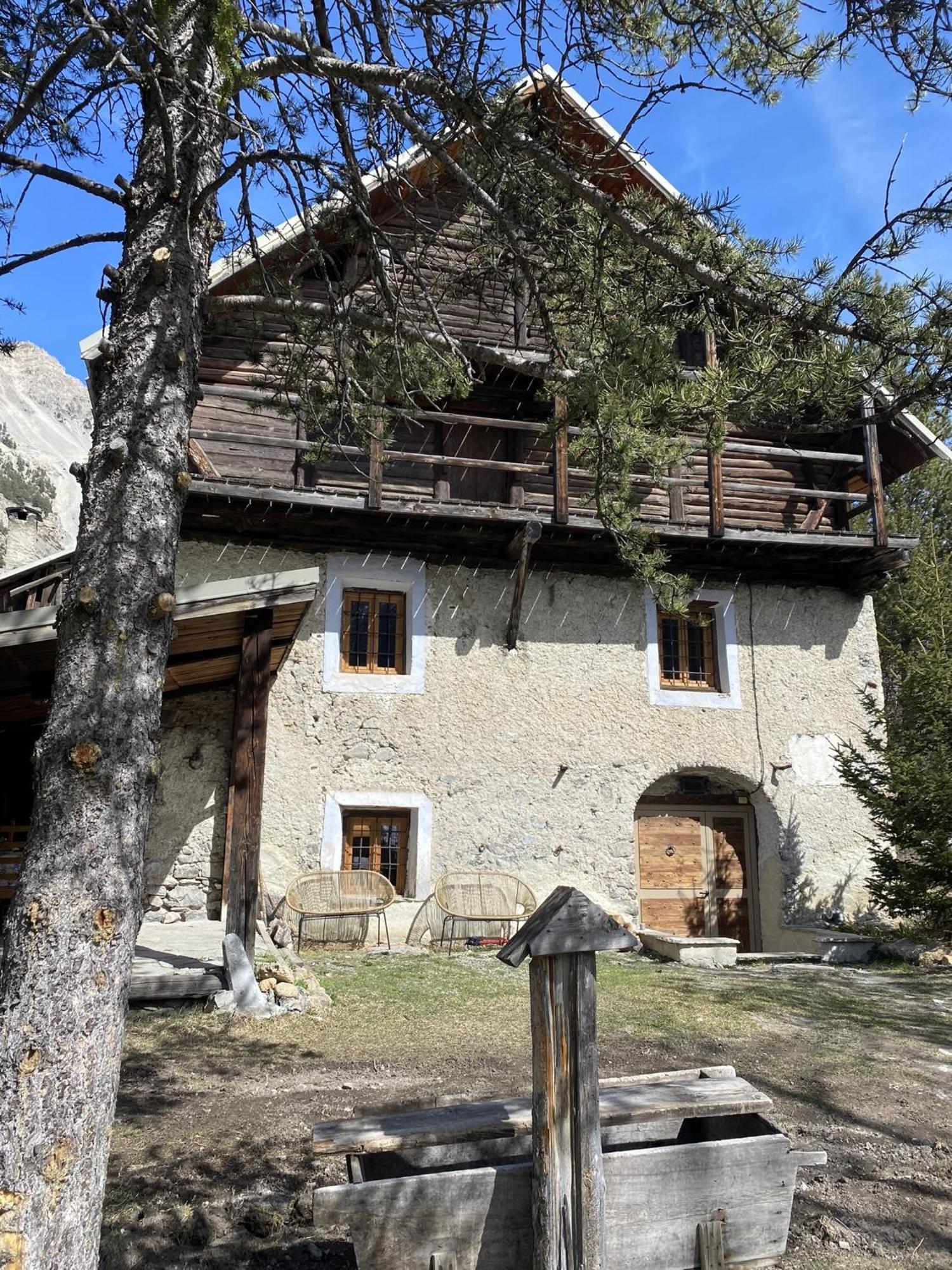 Maison Carail Nevache 14 Personnes Zewnętrze zdjęcie